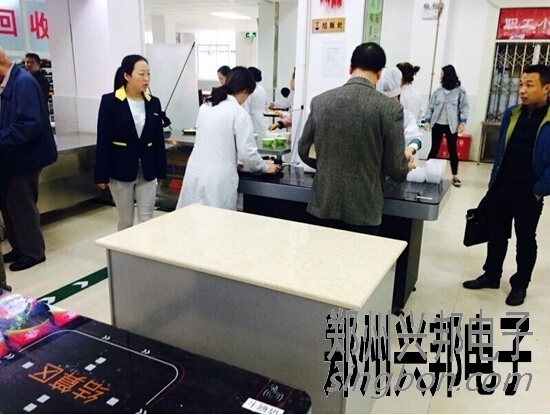 四川省人民医院：职工食堂智慧餐台来了