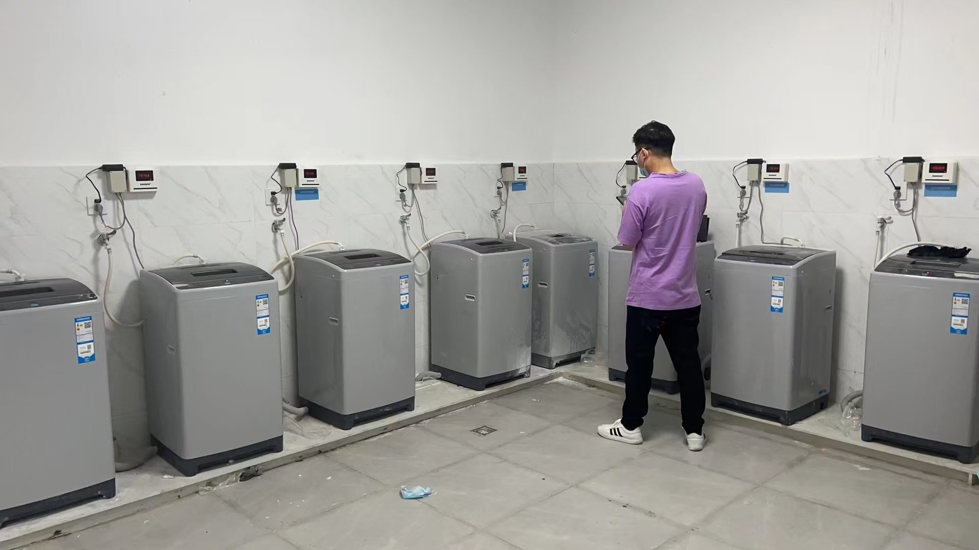 中学校园刷卡共享洗衣机